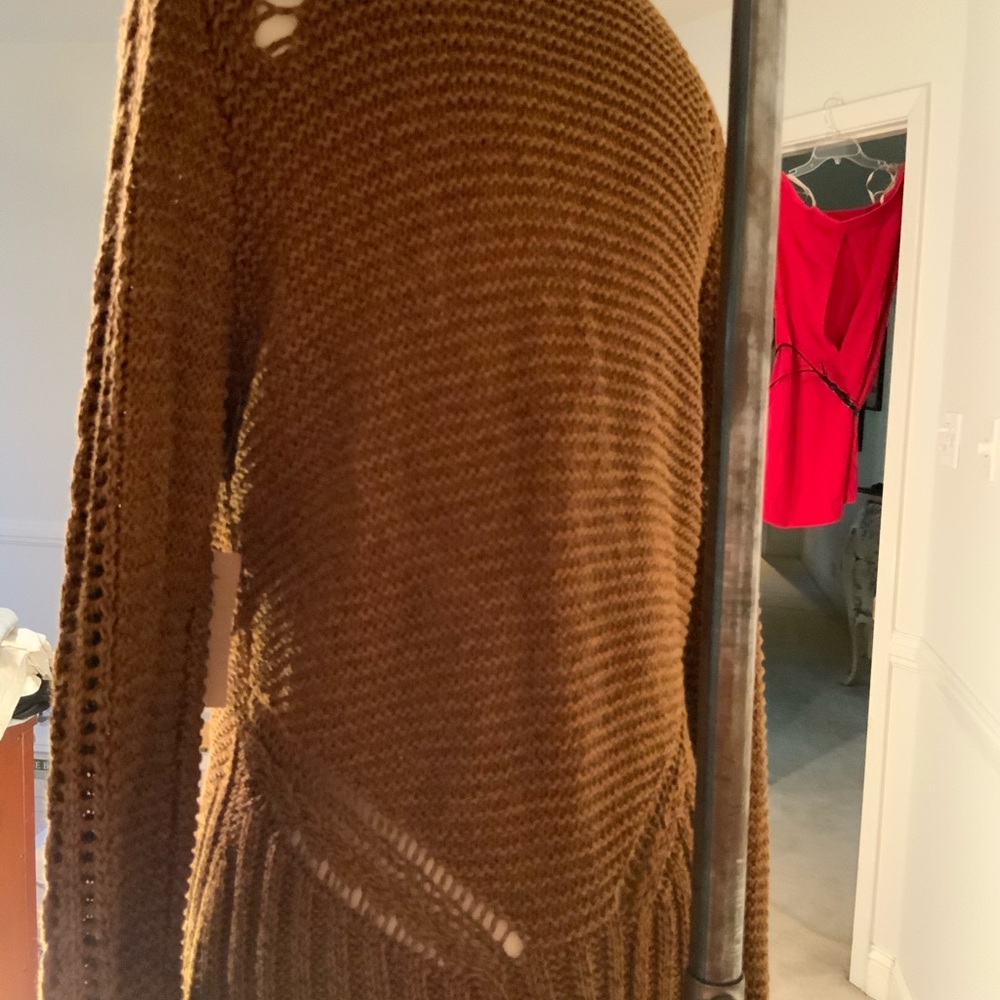 Sweater - Picture 3 of 3